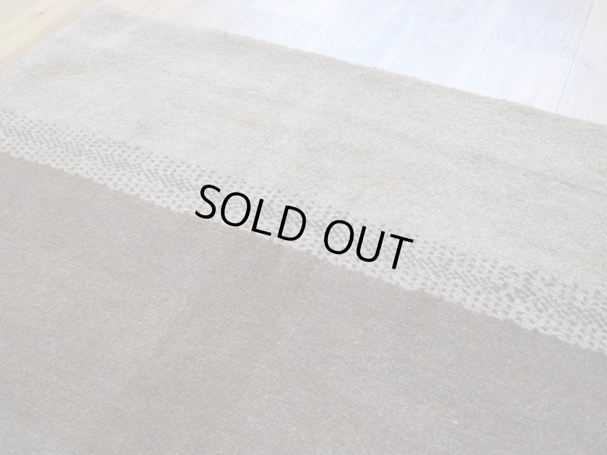 画像9: 新品 ペルシャ ギャッベ 縦2m 横1.5m 3㎡ 〜3帖 リビング ダイニング 2-3人掛けソファサイズ 190 × 154 cm No.1463 天然 肉厚 ウール ギャベ 手織り ハンドメイド ラグ 絨毯 カーペット ベージュ ブラウン グレー グラデーション ボーダー 生命の樹 柄 リビングダイニングルームやベッドサイドに n-1463-190154h081a532 (9)