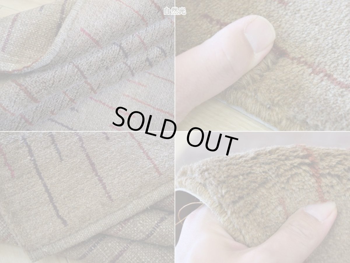 画像18: 新品 ペルシャ ギャッベ 縦1.5m 横1m 2人掛けソファ サイズ 149 × 102 cm No.1441 肉厚 天然 ウール ギャベ 手織り リーズバフト ハンドメイド ラグ 絨毯 カーペット ソファの足元やベッドサイドに ブラウン ベージュ 紫 茶 オレンジ グラデーション n-1441-149102s190-021 (18)