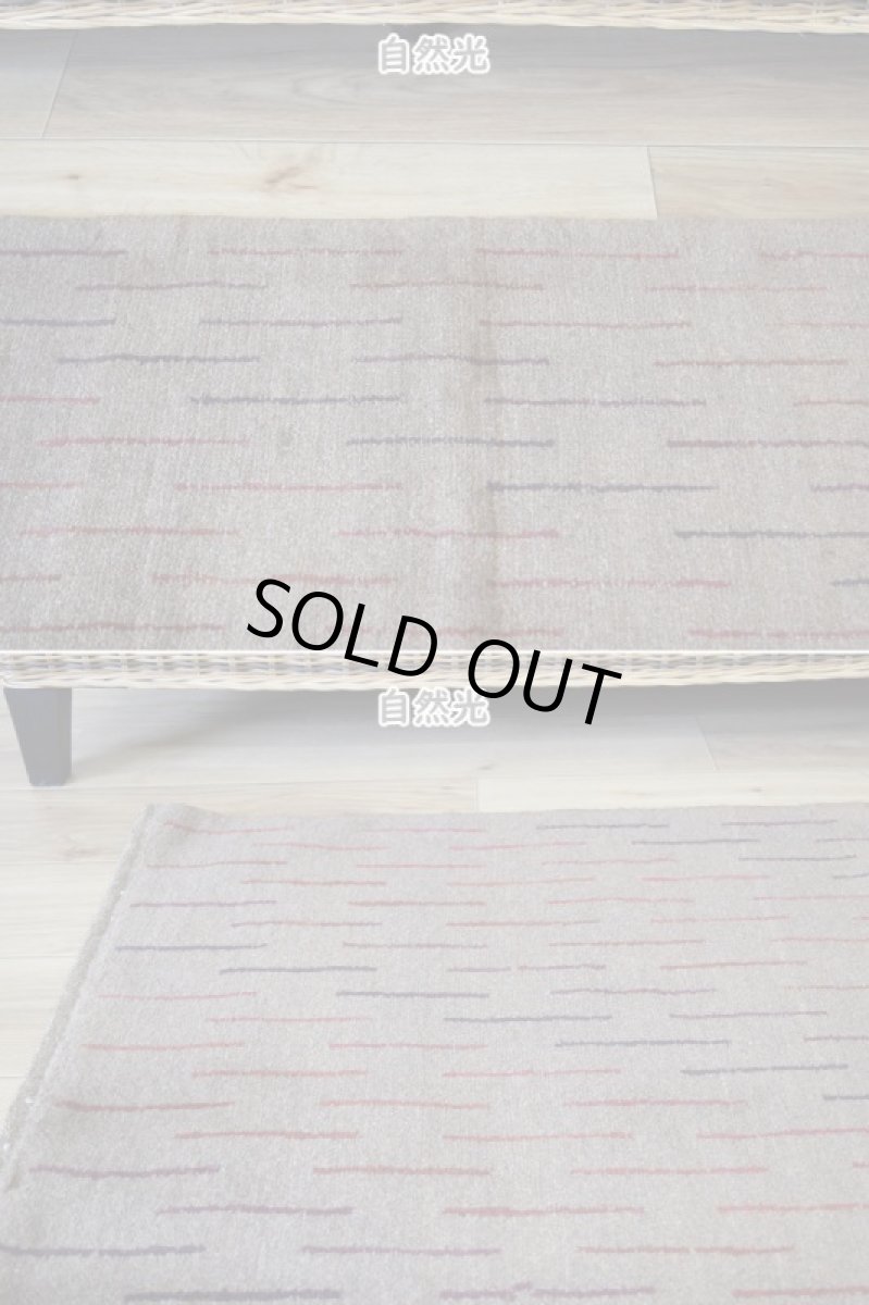 画像5: 新品 ペルシャ ギャッベ 縦1.5m 横1m 2人掛けソファ サイズ 149 × 102 cm No.1441 肉厚 天然 ウール ギャベ 手織り リーズバフト ハンドメイド ラグ 絨毯 カーペット ソファの足元やベッドサイドに ブラウン ベージュ 紫 茶 オレンジ グラデーション n-1441-149102s190-021 (5)