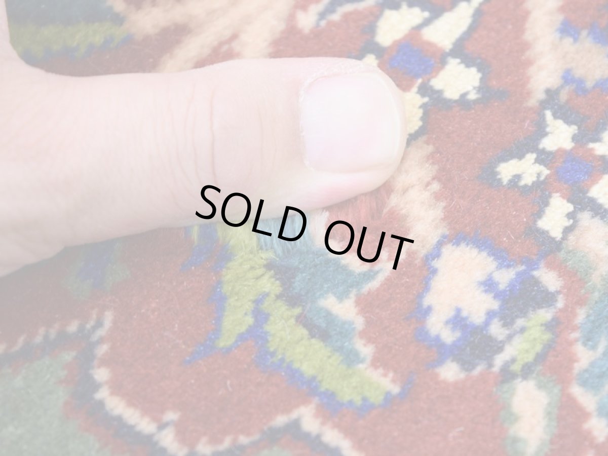 画像11: 新品 ペルシャ 部族絨毯 グーチャン 縦1.5m 横1m 1.5㎡ 1-2人掛けソファ センターラグ サイズ 154 x 106 cm No.2128 ウール シルク 手織り ハンドメイド トライバル ラグ カーペット ボテ模様 深緑 グリーン エンジ 赤 ワインレッド n-2128-154106s084526 (11)