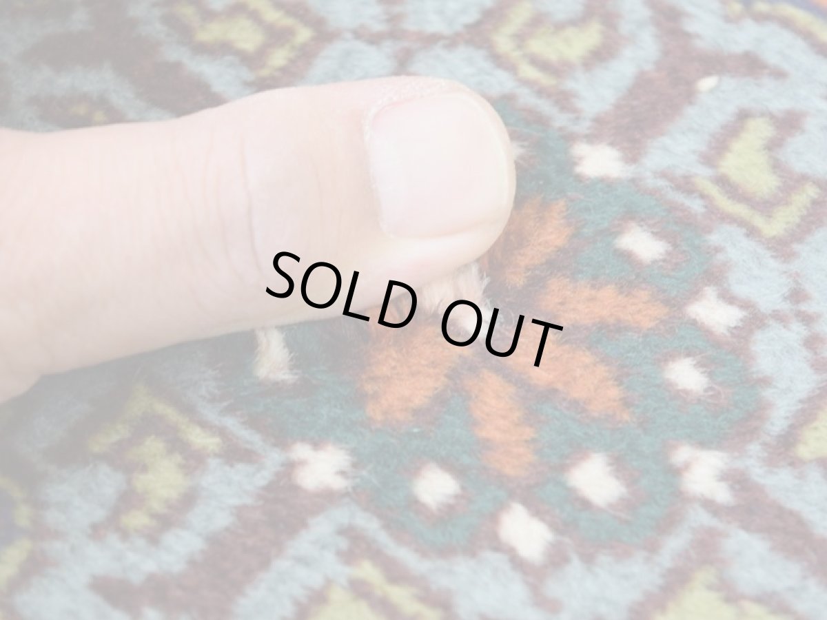 画像10: 美品 ペルシャ 部族絨毯 グーチャン 縦1.5m 横1m1.5㎡ アクセントラグ 1-2人掛けソファ サイズ  144 x 98 cm No.2147 ウール 手織り ハンドメイド トライバル ラグ カーペット 幾何学模様 緑 グリーン オレンジ 茶  中古品に抵抗のある方にもおすすめです a-2147-144098s411051 (10)