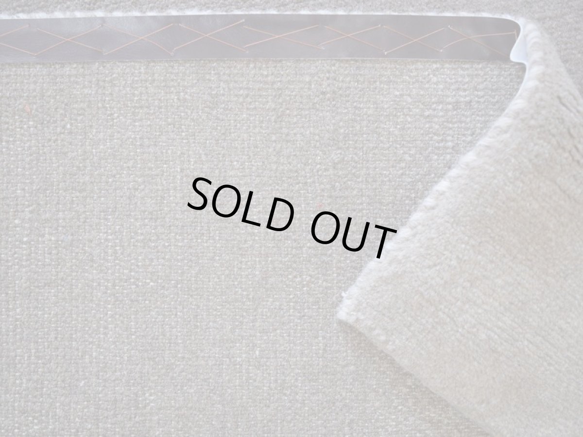 画像14: 新品 ペルシャ ギャッベ 縦2m 横1.5m 3㎡ 〜3帖 リビング ダイニング 2-3人掛けソファサイズ 200 × 155 cm No.1462 天然 肉厚 ウール ギャベ 手織り ハンドメイド ラグ 絨毯 カーペット ベージュ ブラウン グレー グラデーション ボーダー 動物 ヤギ 羊 鹿 柄 リビングダイニングルームやベッドサイドに n-1462-200155h071032 (14)