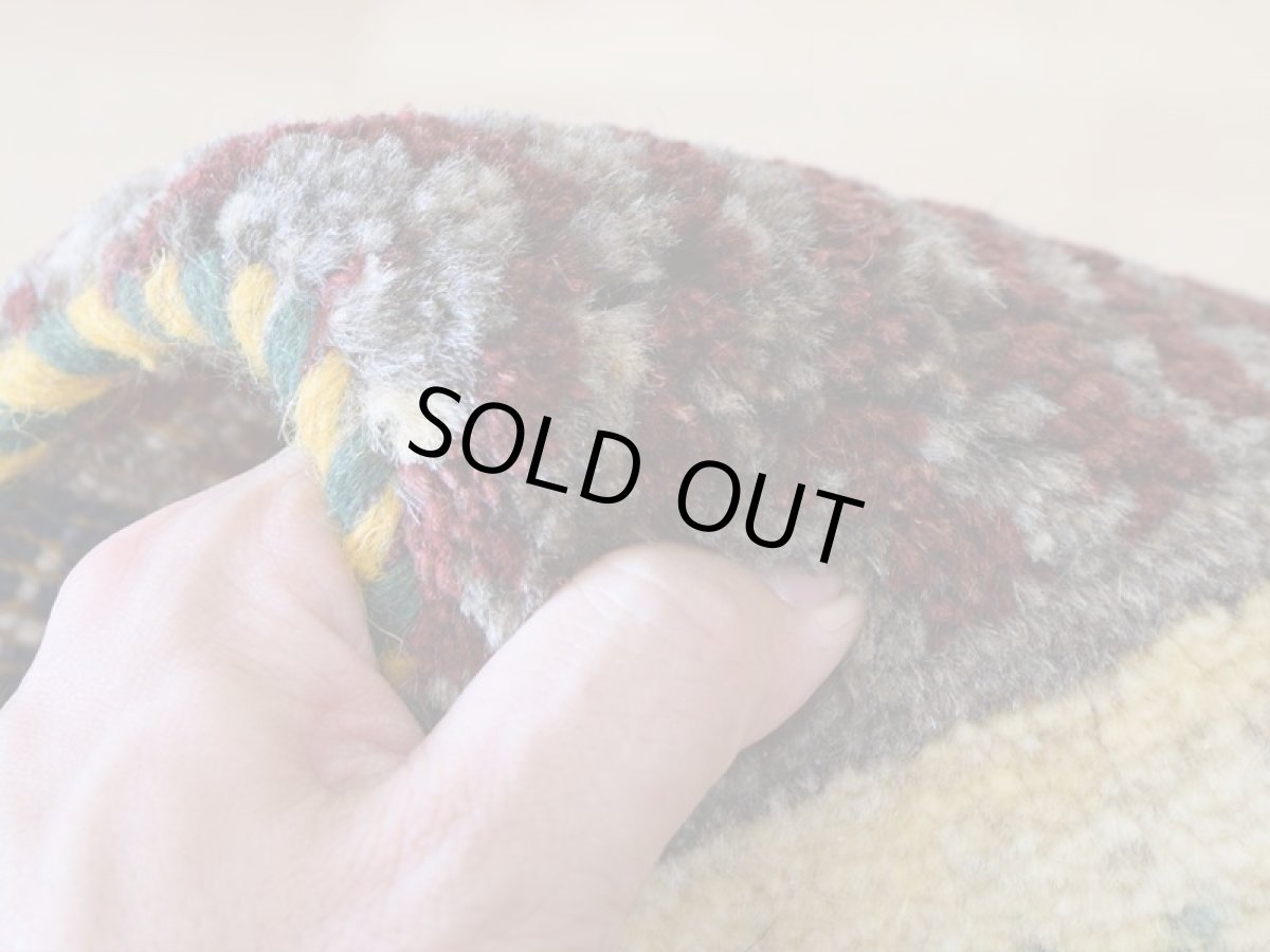 画像12: 新品 ペルシャ ギャッベ 玄関 マット サイズ 90 × 63 cm No.2461 肉厚 天然 ウール ギャベ 手織り ハンドメイド ラグ 絨毯 カーペット ロルバフト 玄関ドアマットのアクセントに 生命の樹 動物 パッチワーク柄 緑 グリーン マルチカラー n-2461-090063s570001 (12)