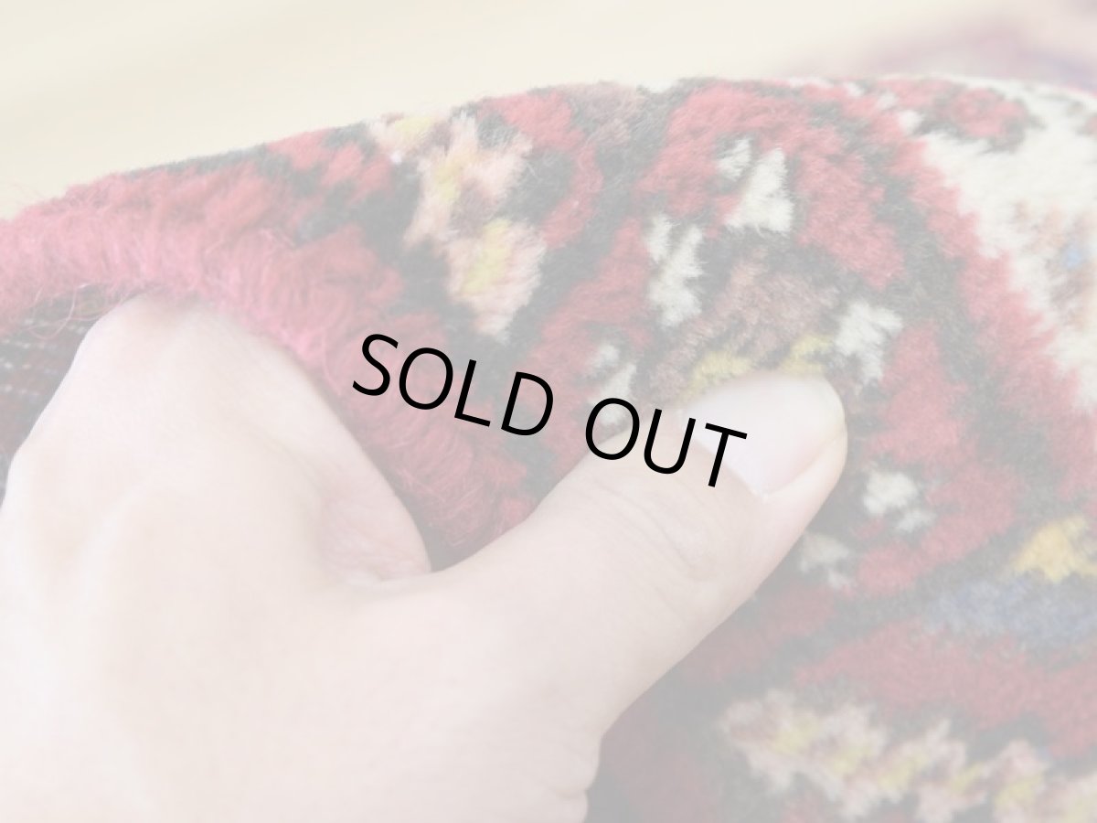 画像12: 良品 ペルシャ 部族絨毯  シールジャーン 縦2.3m 横1.6m 3.6㎡ 〜3.5帖 リビング ダイニング 2〜3人掛けソファ サイズ 230 x 155 cm No.P654 天然 ウール 手織り ハンドメイド トライバル ラグ 部族絨毯 マット カーペット 花模様 幾何学模様 民族柄 ネイビー 赤 b-a654-230155h514045 (12)