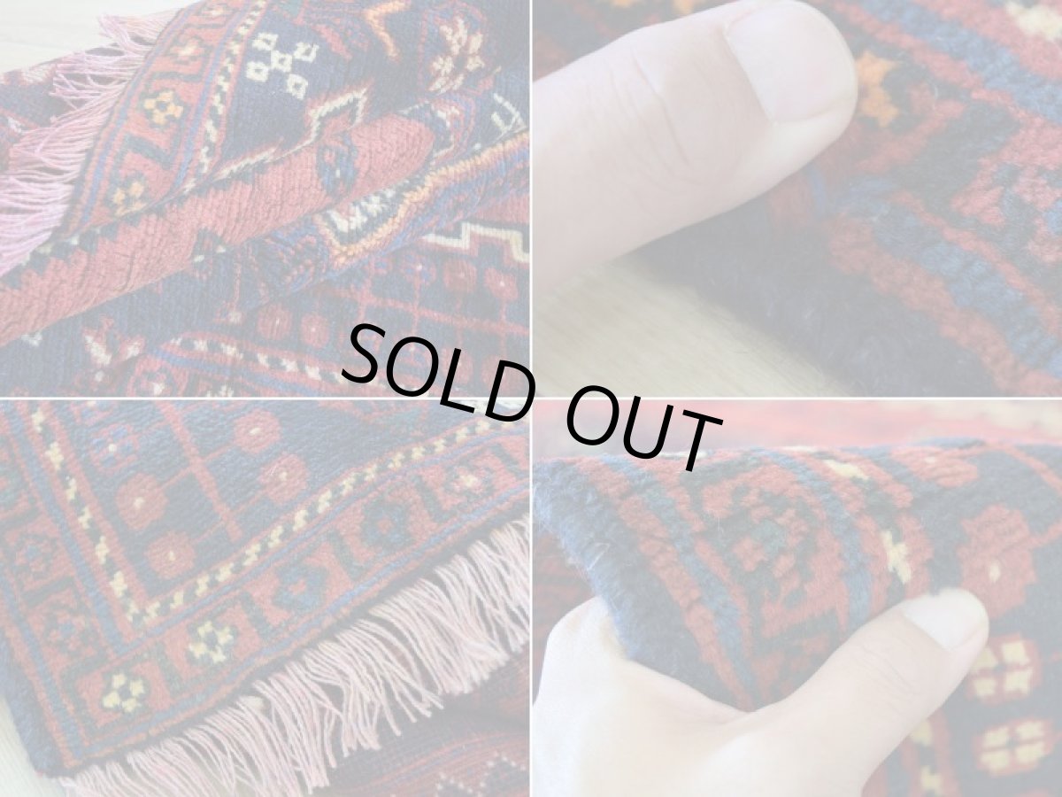 画像18: 良品 ペルシャ 部族絨毯 シールジャン 縦1.7m 横1.2m 2㎡ 〜2帖程度 リビング ダイニング 2〜3人掛けソファ センターテーブル サイズ 170 x 115 cm No.A835 ウール 手織り トライバル ラグ 敷物 マット カーペット 幾何学模様 ヘイバトルー柄 ヴィンテージ ビンテージ  赤 レッド 紺 ネイビー b-a835-170115h522392 (18)