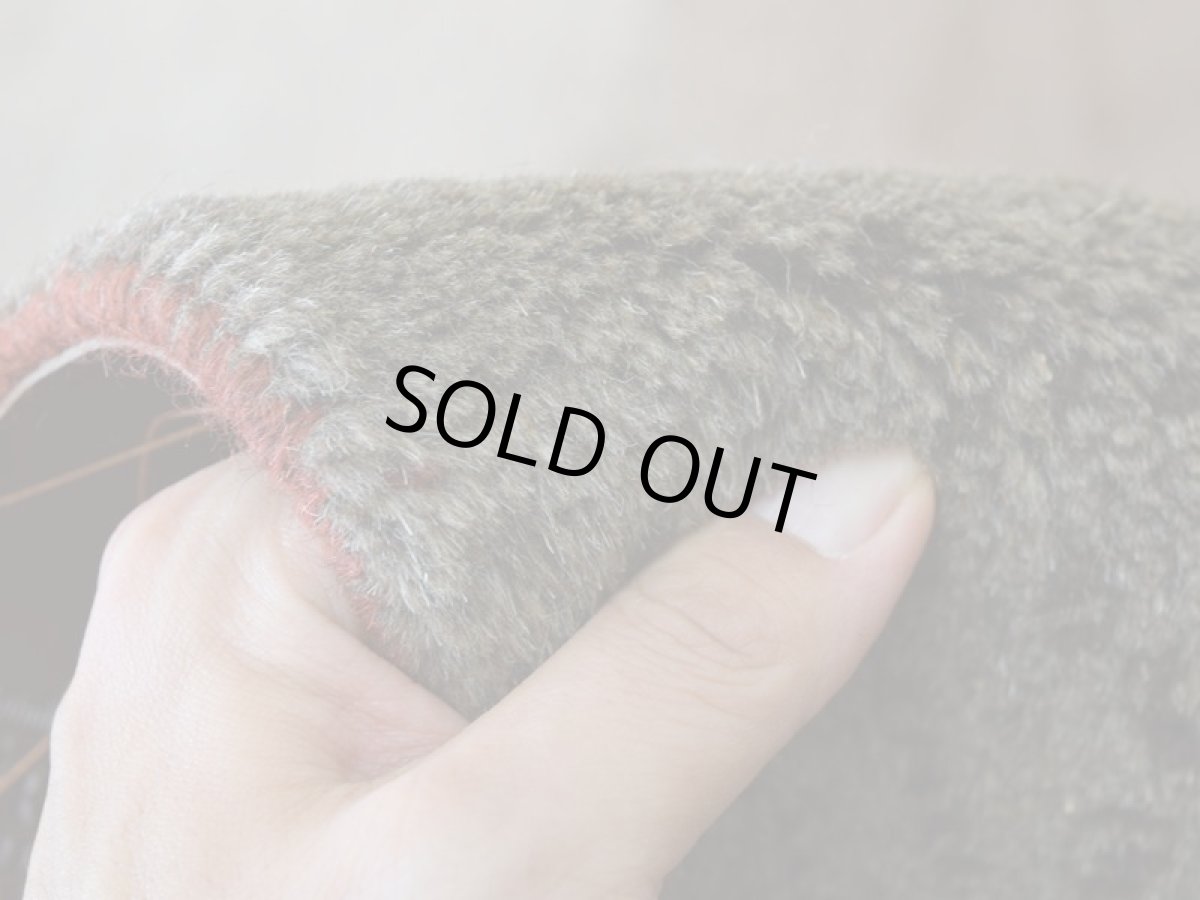 画像12: 新品 ペルシャ ギャッベ 縦3m 横2m 6㎡ 〜6帖程度 リビング ダイニング 3人掛けソファ コーナーソファサイズ 273 × 207 cm No.1438 肉厚 ウール ギャベ 手織り ハンドメイド ラグ 絨毯 カーペット ベージュ ブラウン グレー ブラック グラデーション ボーダー リビングダイニングルームやベッドサイドに n-1438-273207s733044 (12)