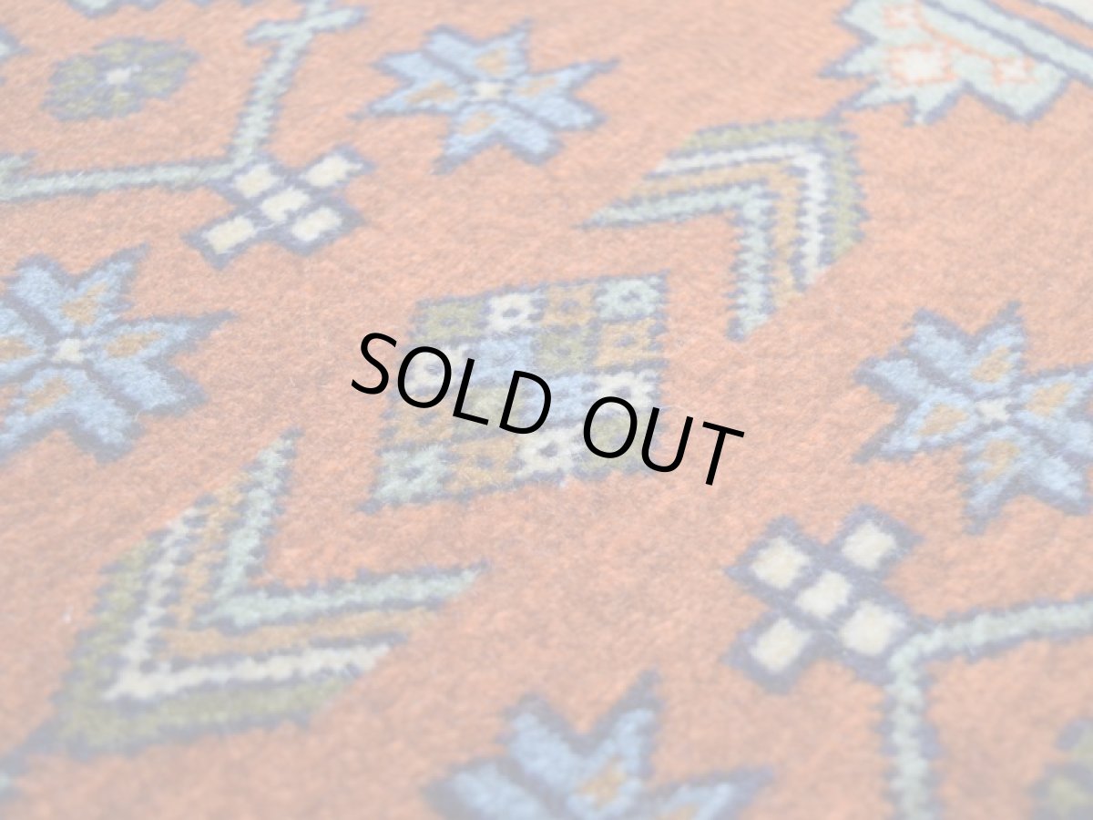 画像7: 美品 ペルシャ 部族絨毯 トルクメン 玄関 マット サイズ 87 x 71 cm No.E1 天然 肉厚 ウール 手織り ハンドメイド トライバル ラグ マット カーペット 生成り クリーム オレンジ グリーン カラフル 幾何学模様 民族柄 中古品に抵抗のある方にもお勧めです a-e1-087071h001p (7)