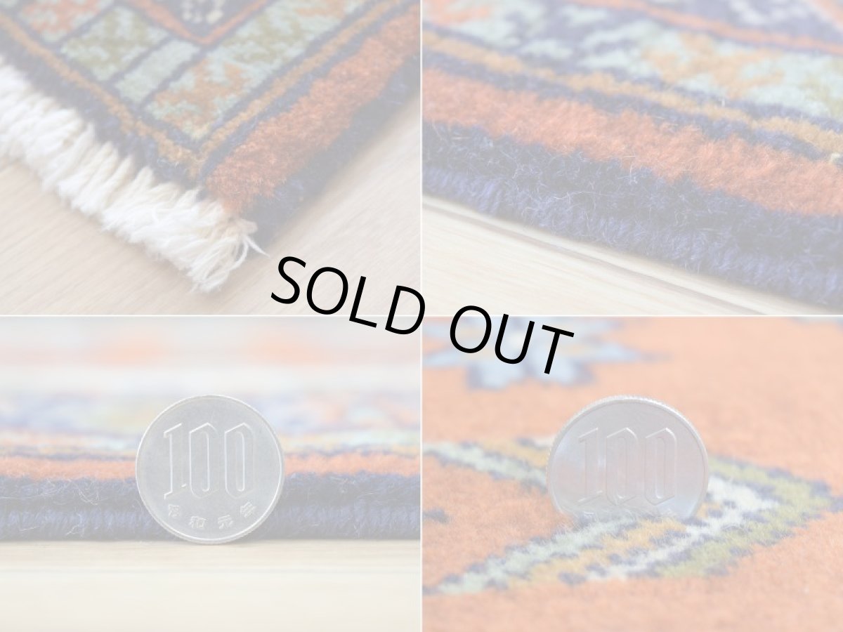 画像20: 美品 ペルシャ 部族絨毯 トルクメン 玄関 マット サイズ 87 x 71 cm No.E1 天然 肉厚 ウール 手織り ハンドメイド トライバル ラグ マット カーペット 生成り クリーム オレンジ グリーン カラフル 幾何学模様 民族柄 中古品に抵抗のある方にもお勧めです a-e1-087071h001p (20)