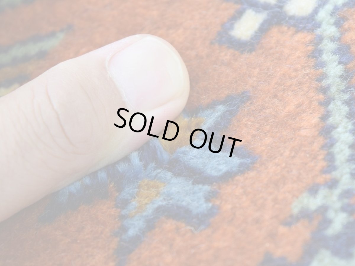 画像8: 美品 ペルシャ 部族絨毯 トルクメン 玄関 マット サイズ 87 x 71 cm No.E1 天然 肉厚 ウール 手織り ハンドメイド トライバル ラグ マット カーペット 生成り クリーム オレンジ グリーン カラフル 幾何学模様 民族柄 中古品に抵抗のある方にもお勧めです a-e1-087071h001p (8)