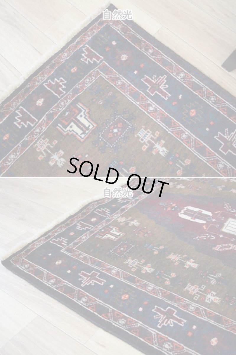 画像7: 良品 ペルシャ 部族絨毯 バルーチ 縦2.5m 横1.2m 3㎡ リビング ダイニング 2〜3人掛けソファ センターテーブル サイズ 250 x 115 cm No.P474 ウール 手織り トライバル ラグ 敷物 マット カーペット メダリオン 幾何学模様 ヴィンテージ ビンテージ  黒 ネイビー オリーブ エンジ b-p474-250115h523p (7)