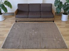 画像1: 新品 ペルシャ ギャッベ 縦2m 横1.5m 3㎡ 〜3帖 リビング ダイニング 2-3人掛けソファサイズ 189 × 154 cm No.1466 天然 肉厚 ウール ギャベ 手織り ハンドメイド ラグ 絨毯 カーペット ベージュ ブラウン ピンク 原毛系 生命の樹 動物 ヤギ 羊 鹿 柄 リビングダイニングルームやベッドサイドに n-1466-189154h071032 (1)