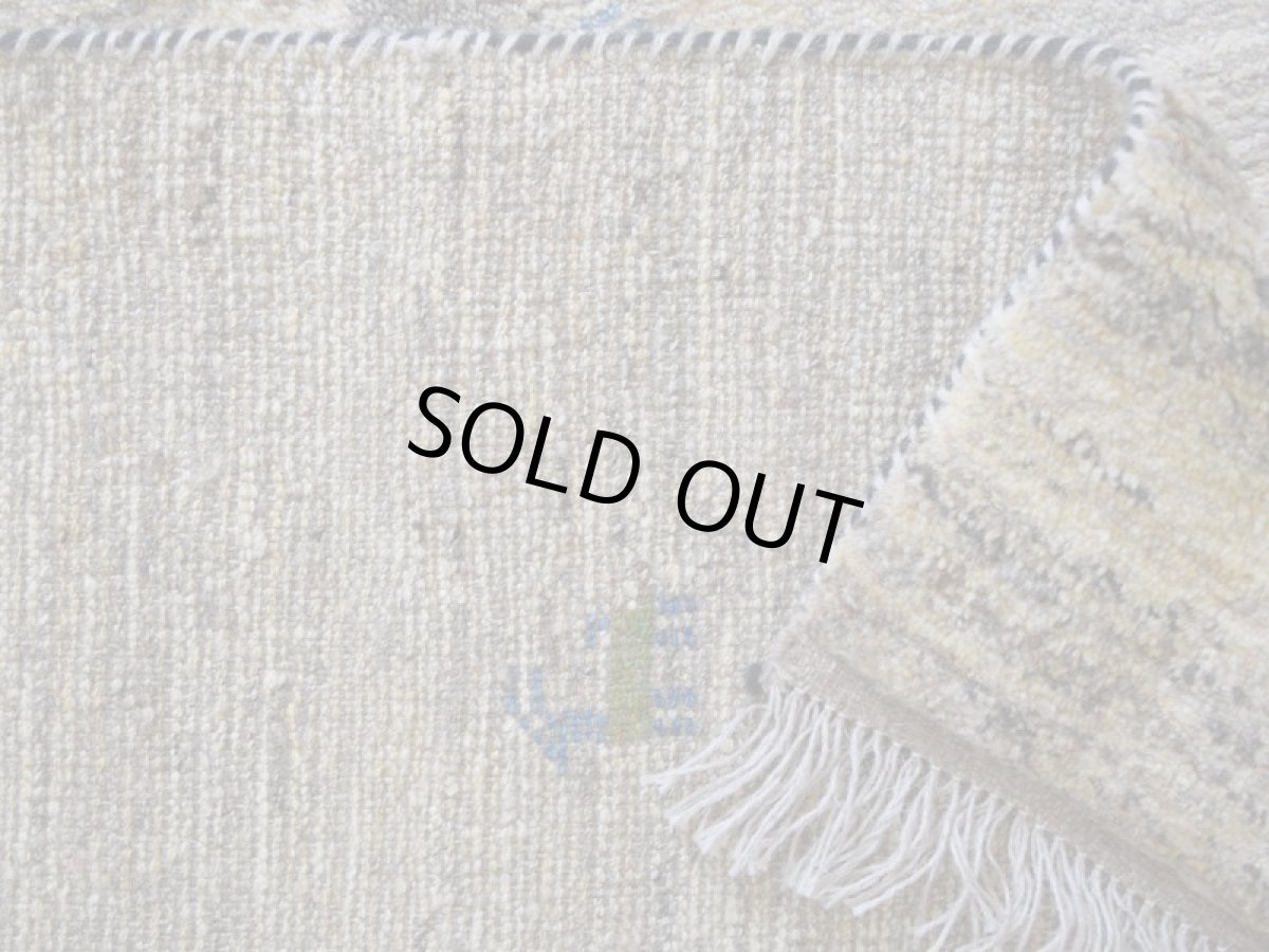 画像14: 新品 ペルシャ ギャッベ 縦2m 横1.5m 3㎡ 〜2帖 リビング ダイニング 2-3人掛けソファ サイズ 192 × 149 cm No.A578 肉厚 天然 ウール ギャベ 手織り ハンドメイド ラグ 絨毯 カーペット リビングダイニングルームやベッドサイドに 生成り クリーム 原毛系 動物 n-a578-192149s513014 (14)