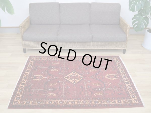 ペルシャ絨毯　マシュハド産　バルーチ　ヴィンテージラグ　トライバルラグ ペルシャ絨毯 マシュハド産 バルーチ ヴィンテージラグ