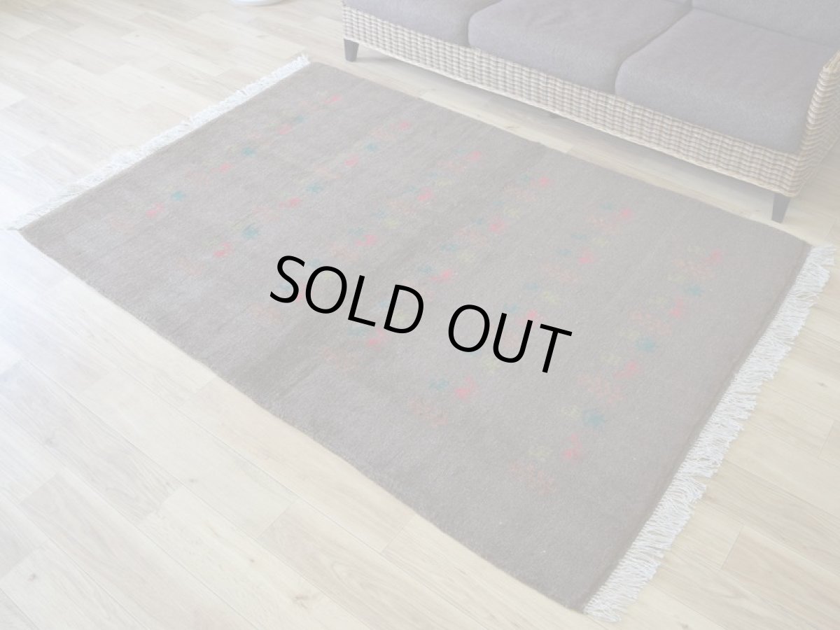 画像2: 新品 ペルシャ ギャッベ 縦2m 横1.5m 2.5㎡ リビング ダイニング 2-3人掛けソファ サイズ 190 × 135 cm No.R435 肉厚 天然 ウール ギャベ 手織り ハンドメイド ラグ 絨毯 カーペット リビングダイニングルームやベッドサイドに ブラウン 茶 動物 植物柄 n-r435-190135h031071 (2)