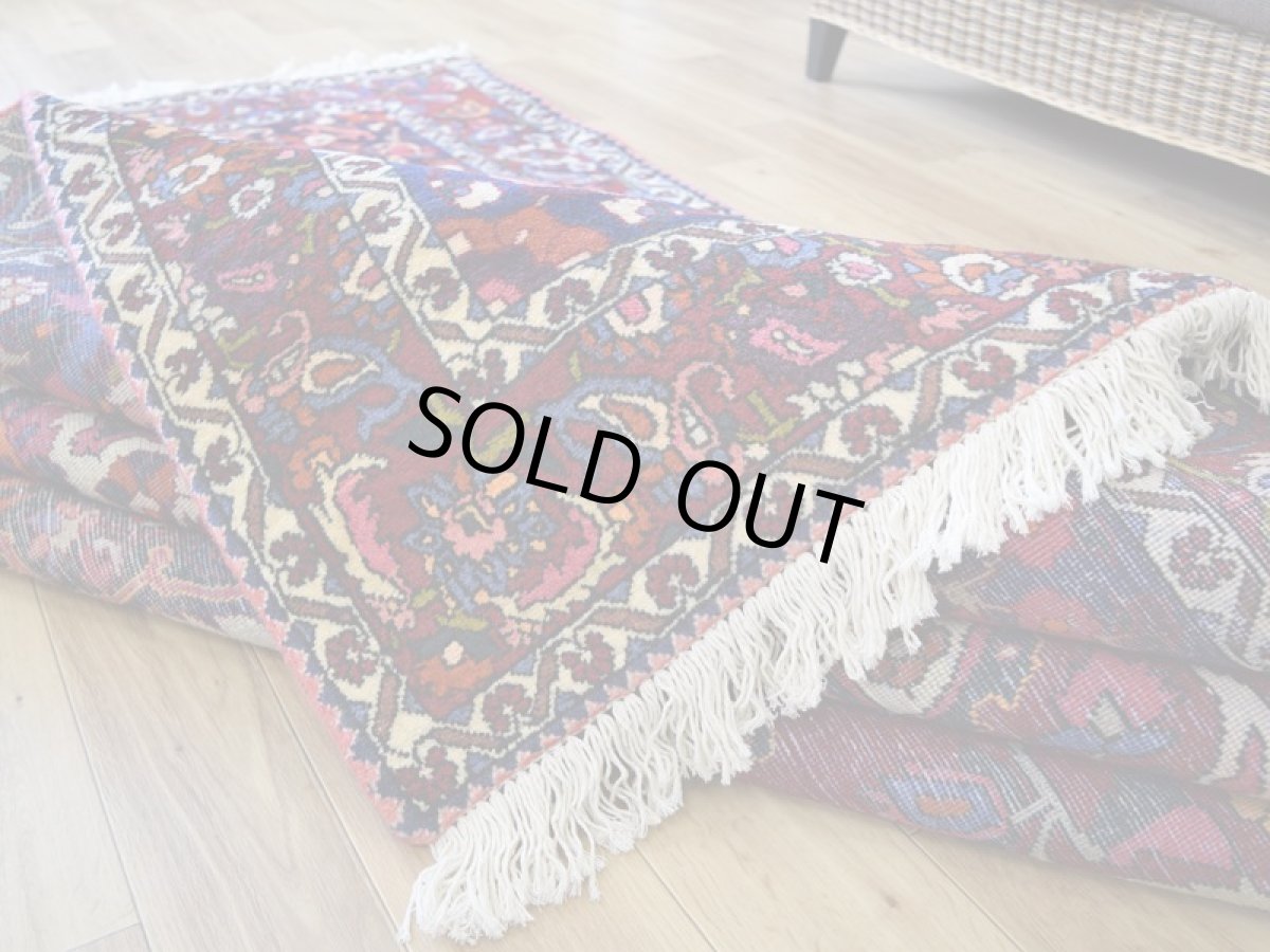 画像13: 良品 ペルシャ 絨毯 バクティヤリ 縦3m 横2m 6㎡ 〜6帖 リビング ダイニング 3人掛けソファ コーナーソファ 大判 サイズ 285 x 214 cm No.AB352 ウール 手織り トライバル ラグ 敷物 マット カーペット メダリオン 赤 ネイビー ピンク ヴィンテージ ビンテージ バクティアリ バフティヤリ b-ab352-285214h054585 (13)