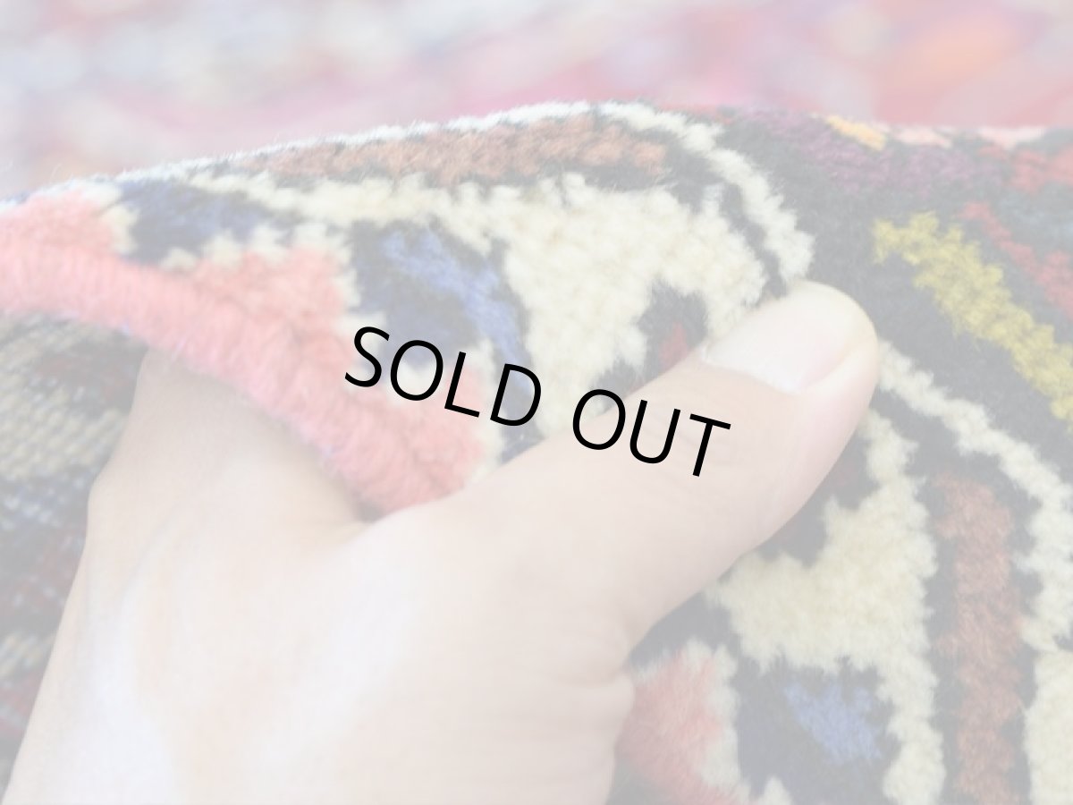 画像12: 良品 ペルシャ 絨毯 バクティヤリ 縦3m 横2m 6㎡ 〜6帖 リビング ダイニング 3人掛けソファ コーナーソファ 大判 サイズ 285 x 214 cm No.AB352 ウール 手織り トライバル ラグ 敷物 マット カーペット メダリオン 赤 ネイビー ピンク ヴィンテージ ビンテージ バクティアリ バフティヤリ b-ab352-285214h054585 (12)