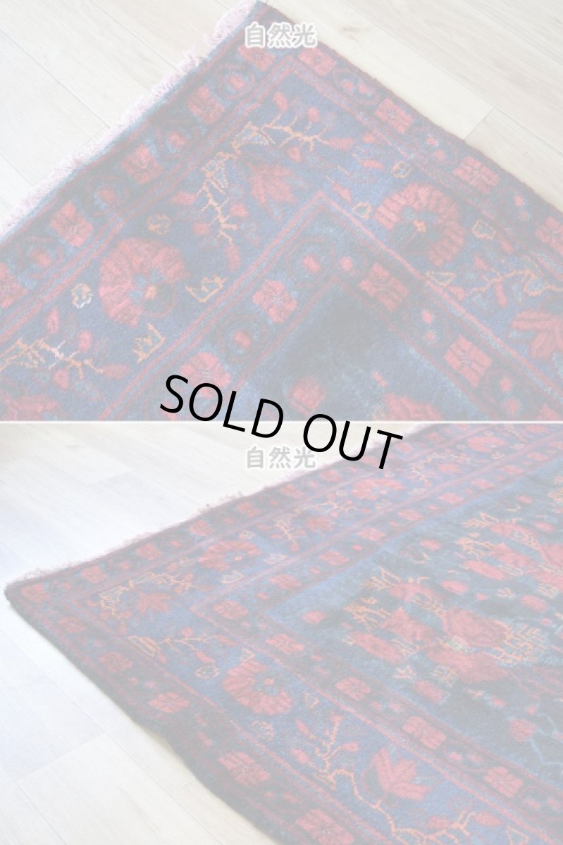 画像7: 良品 ペルシャ 部族絨毯 シールジャーン 縦3m 横2m 6㎡ 〜6帖 リビング ダイニング 3人掛けソファ コーナーソファ 大判 サイズ 294 x 203 cm No.AD374 肉厚 ウール 手織り トライバル ラグ 敷物 マット カーペット アフシャル絨毯  赤 黒 ブラック ネイビー オレンジ ゴルファランギ 花束 模様 花柄 ヴィンテージ ビンテージ b-ad374-294203h89700301 (7)