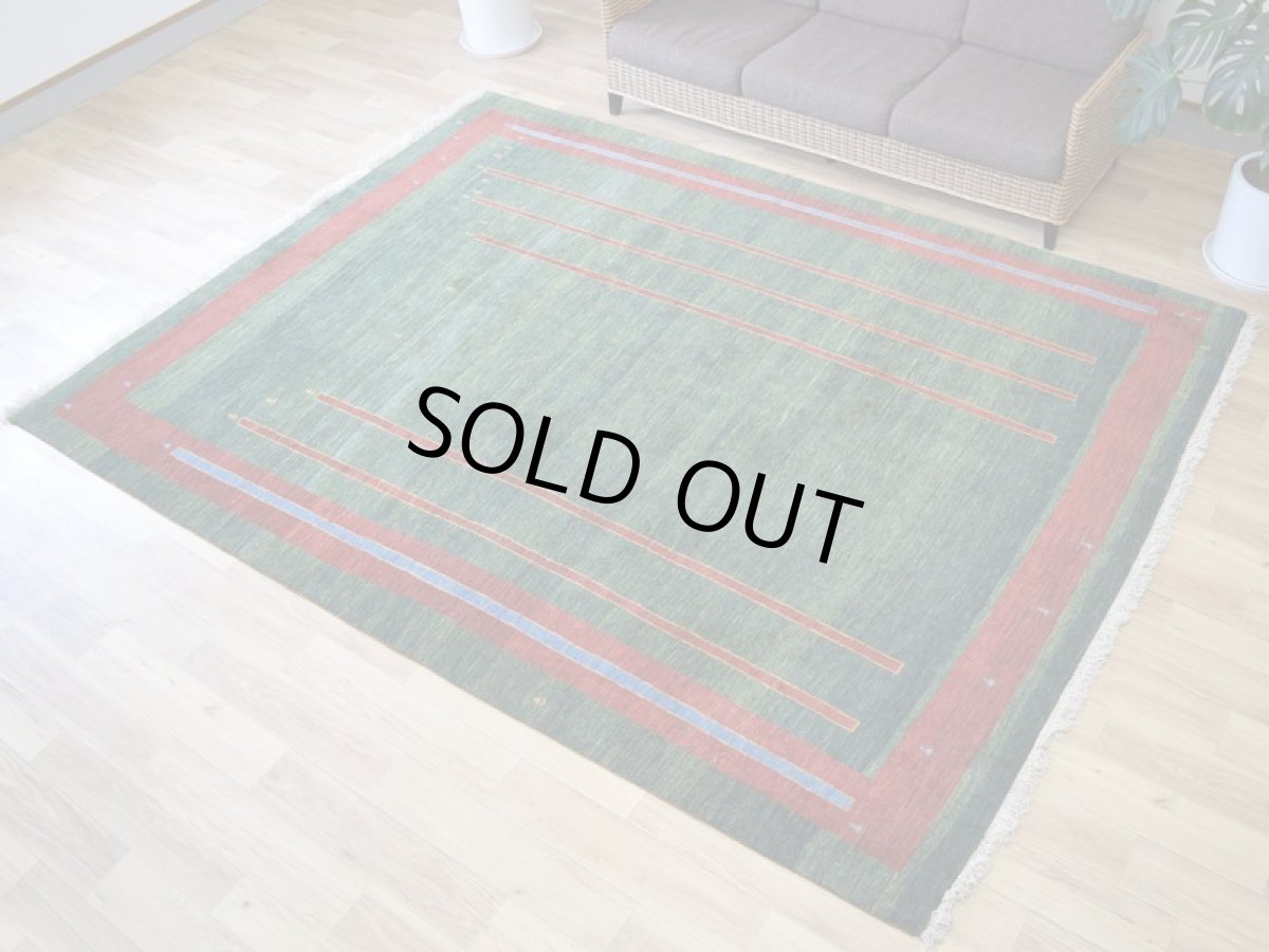 画像2: 新品 ペルシャ ギャッベ 縦3m 横2m 6㎡ 〜6帖程度 リビング ダイニング 3人掛けソファ コーナーソファサイズ 293 × 222 cm No.2486 肉厚 ウール 手織り リーズバフト ギャベ ハンドメイド ラグ 絨毯 カーペット グリーン 緑 シンプル n-2486-293222s03615112 (2)