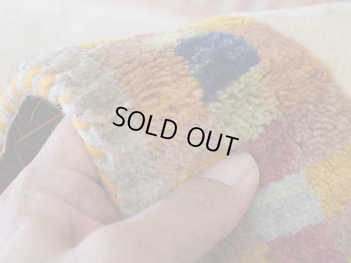 画像13: 新品 ペルシャ ギャッベ 縦2m 横1m ランナーサイズ 2-3人掛けソファ サイズ 190 × 77 cm No.2324 肉厚 天然 ウール ギャベ 手織り リーズバフト ハンドメイド ラグ 絨毯 カーペット  イエロー 黄色 クリーム ベージュ プレーン シンプル n-2324-190077s053583 (13)