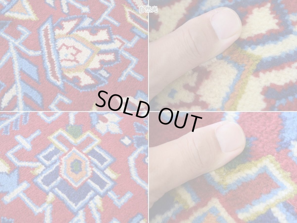 画像17: 良品 ペルシャ 絨毯 ナジャファバド 縦3.5m 横2.5m 約9㎡ 〜6-8帖 リビング ダイニング 客室 大判 サイズ 349 x 235 cm No.A10 天然 ウール 手織り ハンドメイド ラグ マット カーペット レッド 赤 メダリオン コーナー 大きなお部屋に 中古品に抵抗のある方にもおすすめです。 b-a10-349235h085457 (17)