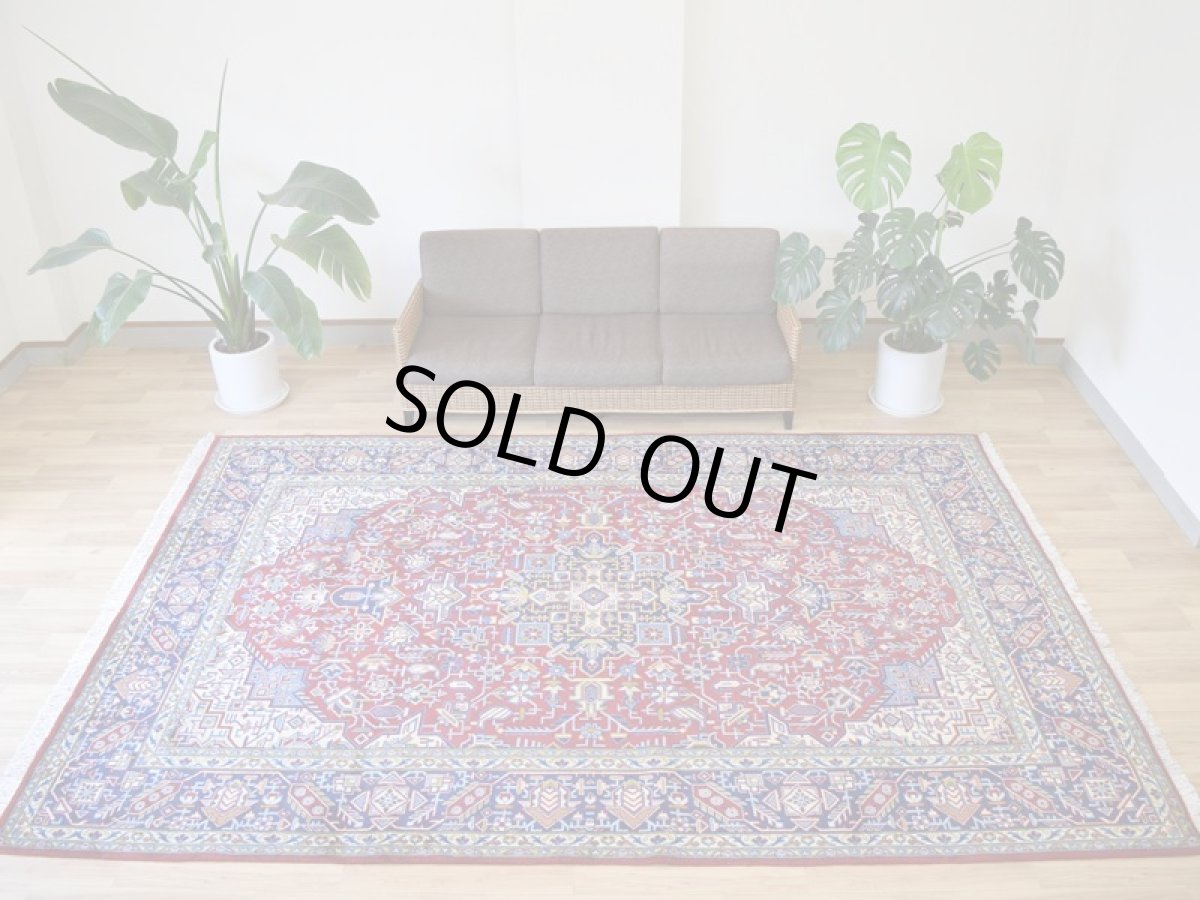 画像2: 良品 ペルシャ 絨毯 ナジャファバド 縦3.5m 横2.5m 約9㎡ 〜6-8帖 リビング ダイニング 客室 大判 サイズ 349 x 235 cm No.A10 天然 ウール 手織り ハンドメイド ラグ マット カーペット レッド 赤 メダリオン コーナー 大きなお部屋に 中古品に抵抗のある方にもおすすめです。 b-a10-349235h085457 (2)