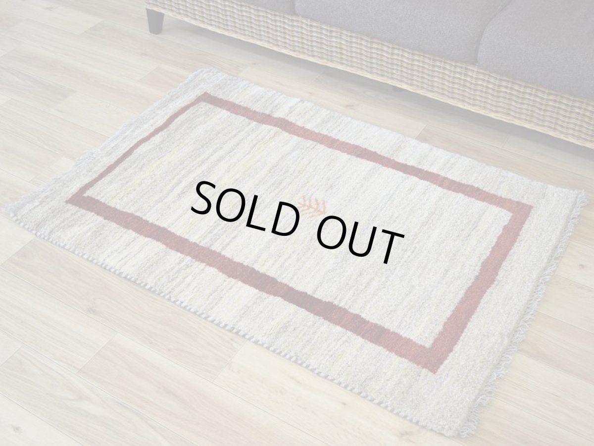 画像2: 新品 ペルシャ ギャッベ No.C124 - 119 × 82 cm 縦1.2m アクセントラグ 1-2人掛けソファ 玄関マット サイズ 肉厚 天然 ウール ギャベ 手織り ロルバフト ハンドメイド ラグ 絨毯 カーペット 生命の樹 柄 赤 生成り クリーム 原毛系 n-c124-11982s021 (2)