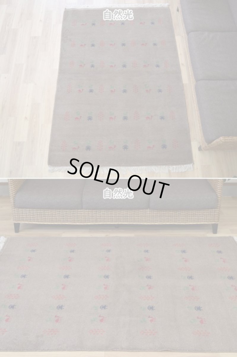 画像3: 新品 ペルシャ ギャッベ 縦2m 横1.5m 2.5㎡ リビング ダイニング 2-3人掛けソファ サイズ 188 × 138 cm No.R429 肉厚 天然 ウール ギャベ 手織り ハンドメイド ラグ 絨毯 カーペット リビングダイニングルームやベッドサイドに ブラウン 茶 動物 植物柄 n-r429-188138h031071 (3)