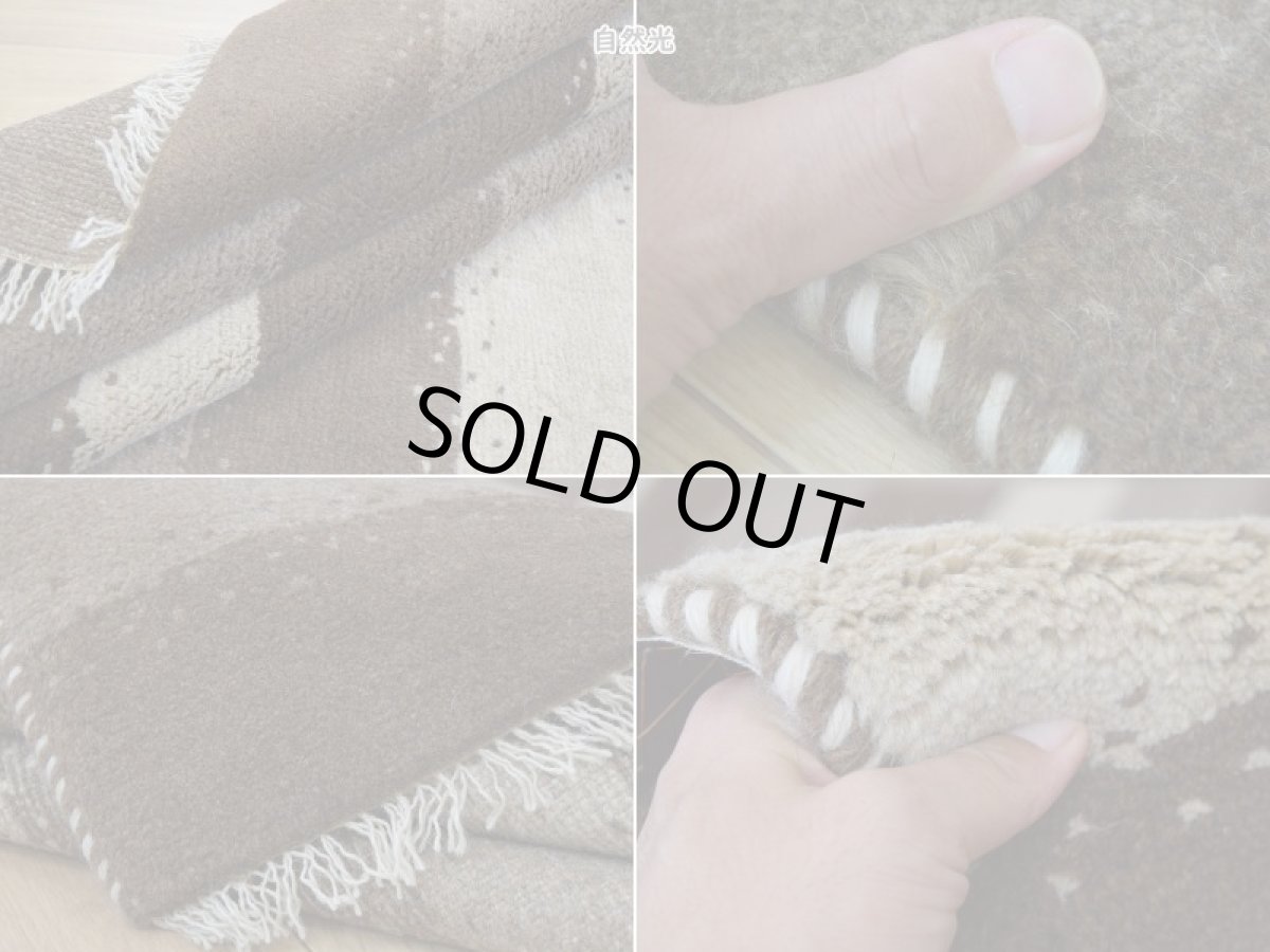 画像18: 新品 ペルシャ ギャッベ 縦2m 横1.5m 3㎡ 〜3帖 リビング ダイニング 2-3人掛けソファサイズ 200 × 159 cm No.1468 天然 肉厚 ウール ギャベ 手織り ハンドメイド ラグ 絨毯 カーペット ベージュ クリーム ブラウン  原毛系 ボーダー リビングダイニングルームやベッドサイドに n-1468-200159h071032 (18)