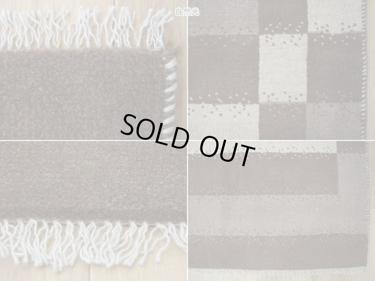 画像19: 新品 ペルシャ ギャッベ 縦2m 横1.5m 3㎡ 〜3帖 リビング ダイニング 2-3人掛けソファサイズ 200 × 159 cm No.1468 天然 肉厚 ウール ギャベ 手織り ハンドメイド ラグ 絨毯 カーペット ベージュ クリーム ブラウン  原毛系 ボーダー リビングダイニングルームやベッドサイドに n-1468-200159h071032 (19)