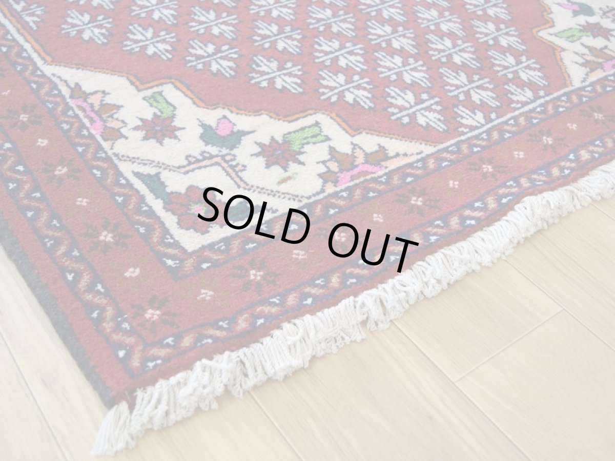 画像13: 新品 ペルシャ 部族絨毯 バルーチ No.R236 - 185 x 105 cm 赤 クリーム 葉模様 花柄 総柄 n-r236-185105h001031 (13)