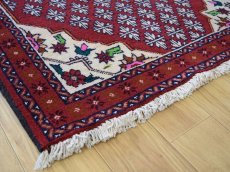 画像13: 新品 ペルシャ 部族絨毯 バルーチ No.R236 - 185 x 105 cm 赤 クリーム 葉模様 花柄 総柄 n-r236-185105h001031 (13)