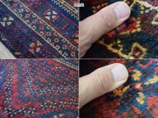 画像17: 良品 ペルシャ 部族絨毯 シラーズ 産  287 x 200 cm No.AD375 縦3m 横2m 6㎡ ~6帖 リビング ダイニング 3人掛けソファ コーナーソファ サイズ ウール 手織り ハンドメイド トライバル ラグ カーペット 赤 レッド 黒 ブラック 濃紺 ダークネイビー 民族柄 b-ad375-287200h067689 (17)