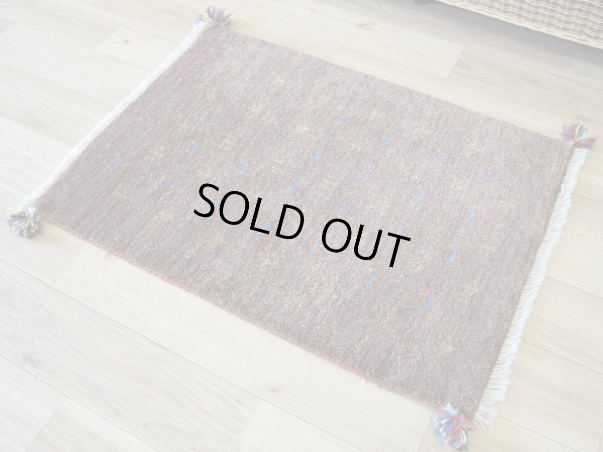 画像2: 新品 ペルシャ ギャッベ 玄関 マット サイズ 82 × 61 cm No.C108 肉厚 天然 ウール ギャベ 手織り ハンドメイド ラグ 絨毯 カーペット ロルバフト 玄関ドアマットのアクセントに 生命の樹 動物 茶 ブラウン系 n-c108-082061s001031 (2)