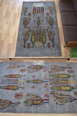 画像3: 新品 ペルシャ ギャッベ 235 × 143 cm No.A616 縦2.5m 横1.5m 3.5㎡ 〜4帖程度 リビング ダイニング 2-3人掛けソファサイズ 肉厚 ウール ギャベ 手織り リーズバフト ハンドメイド ラグ 絨毯 カーペット 生命の樹 糸杉 動物 ヤギ 羊 鳥 柄 ライトグレー インディゴブルー リビングダイニングルームやベッドサイドに  n-a616-235143h996967 (3)