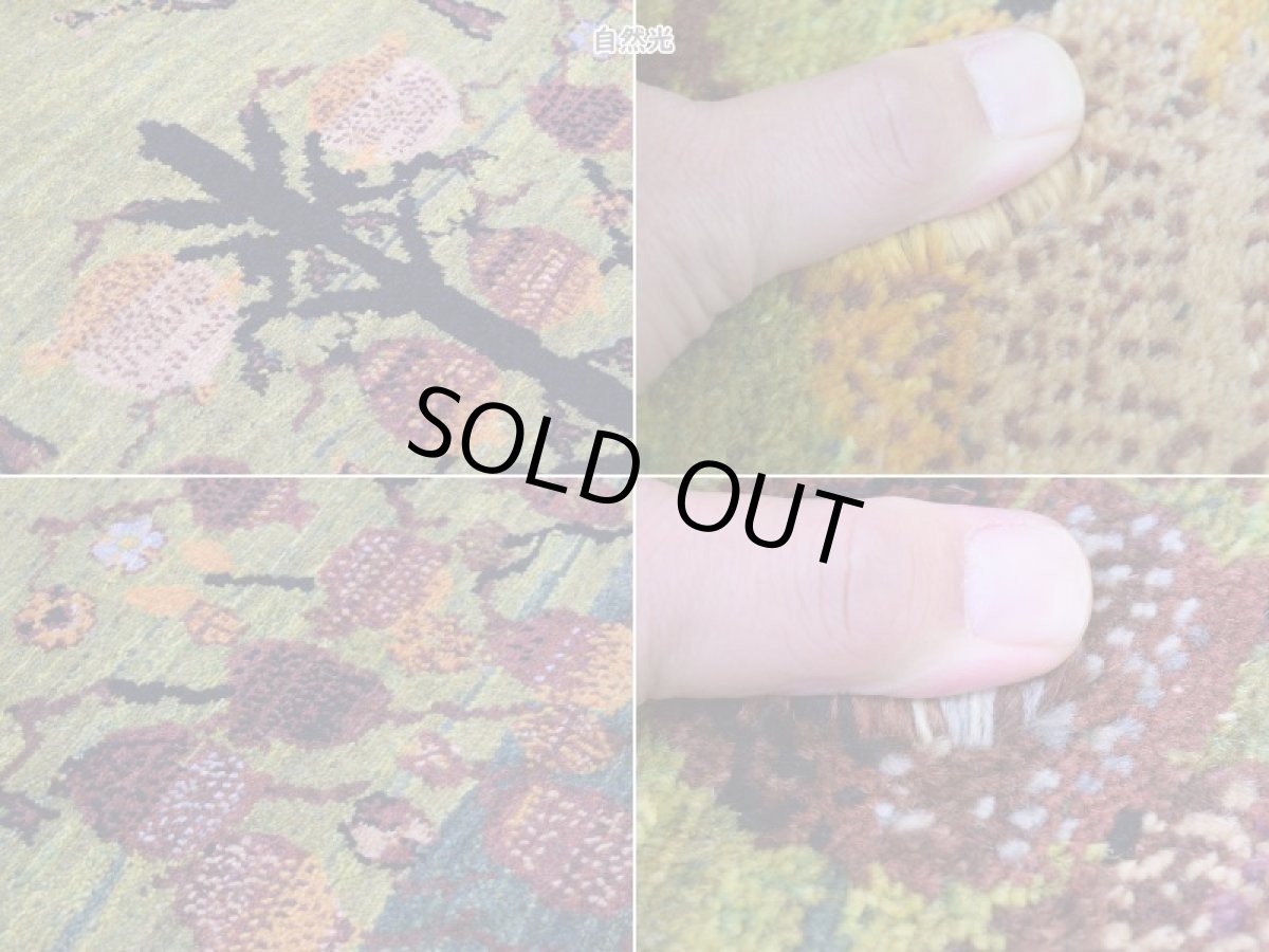 画像15: 新品 ペルシャ ギャッベ 204 × 140 cm No.A620 縦2m 横1.5m 3㎡ 〜3帖程度 リビング ダイニング 2-3人掛けソファサイズ 肉厚 ウール ギャベ 手織り リーズバフト ハンドメイド ラグ 絨毯 カーペット ザクロの木 生命の樹 糸杉 緑 グリーン リビングダイニングルームやベッドサイドに  n-a620-204140h226808 (15)