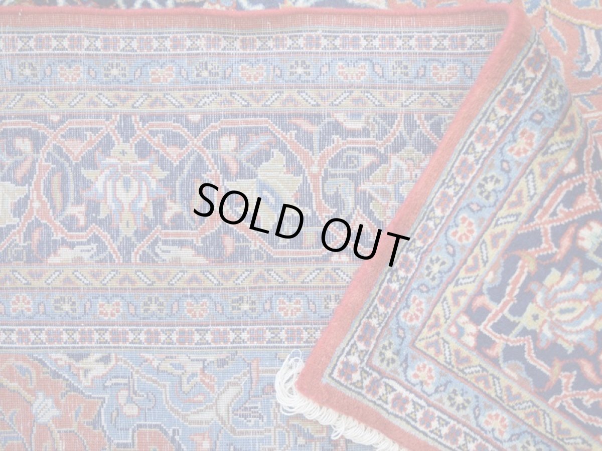 画像14: 良品 ペルシャ 絨毯 サルーク 325 x 220 cm No.P493 縦3.3m 横2.2m 7.2㎡ 〜8帖 リビング ダイニング 3人掛けソファ コーナーソファ 大判 サイズ ウール 手織り トライバル ラグ 敷物 マット カーペット メダリオン ヴィンテージ ビンテージ 赤 朱色 オレンジ b-p493-325220h274516 (14)