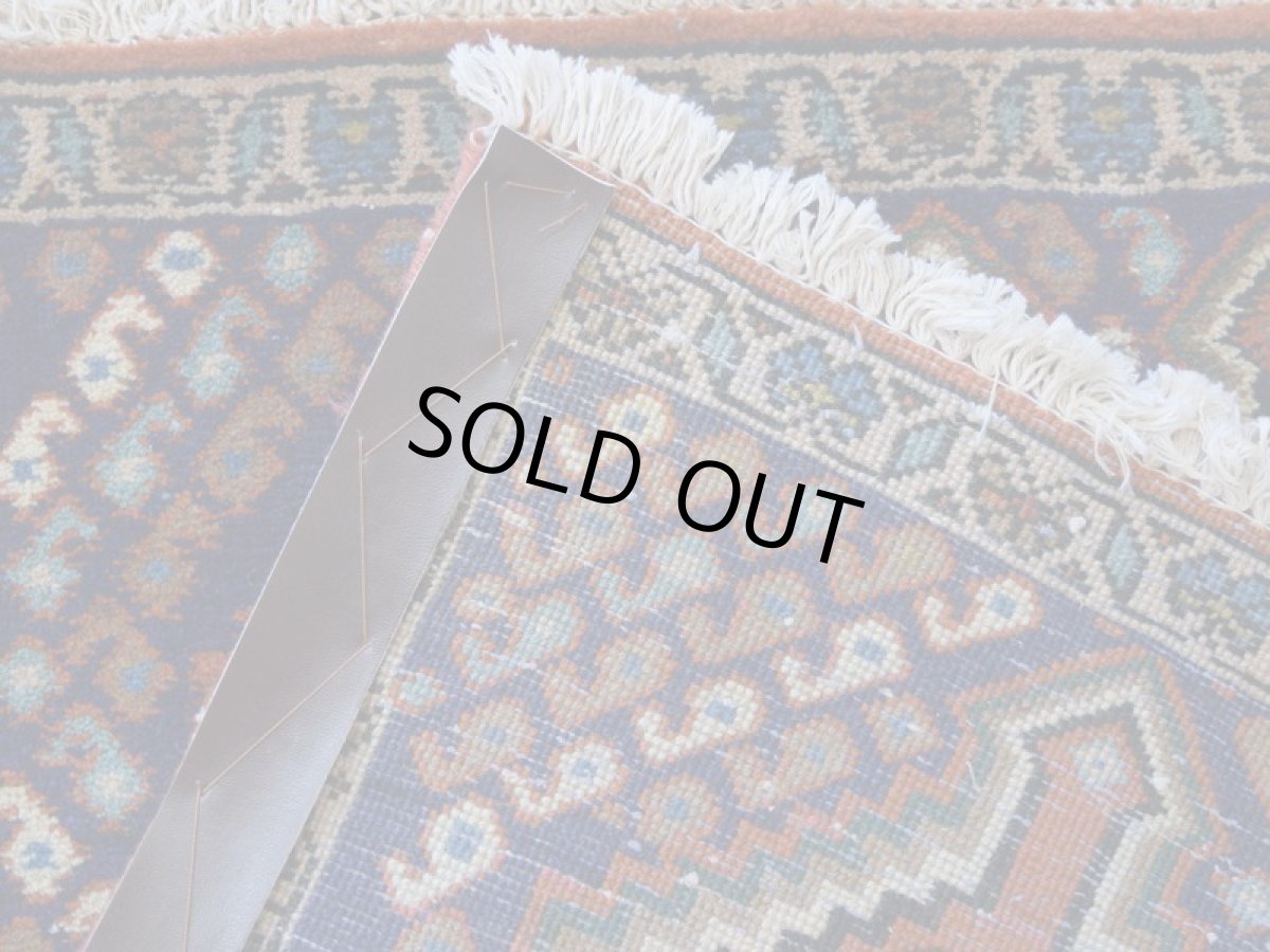 画像14: 良品 ペルシャ 部族絨毯 シールジャーン 玄関 マット サイズ 80 x 60 cm No.AD669 天然 肉厚 ウール 手織り ハンドメイド トライバル ラグ マット カーペット 生成り クリーム オレンジ ネイビー カラフル ボテ柄 幾何学模様 民族柄 b-ad669-080060h0719 (14)