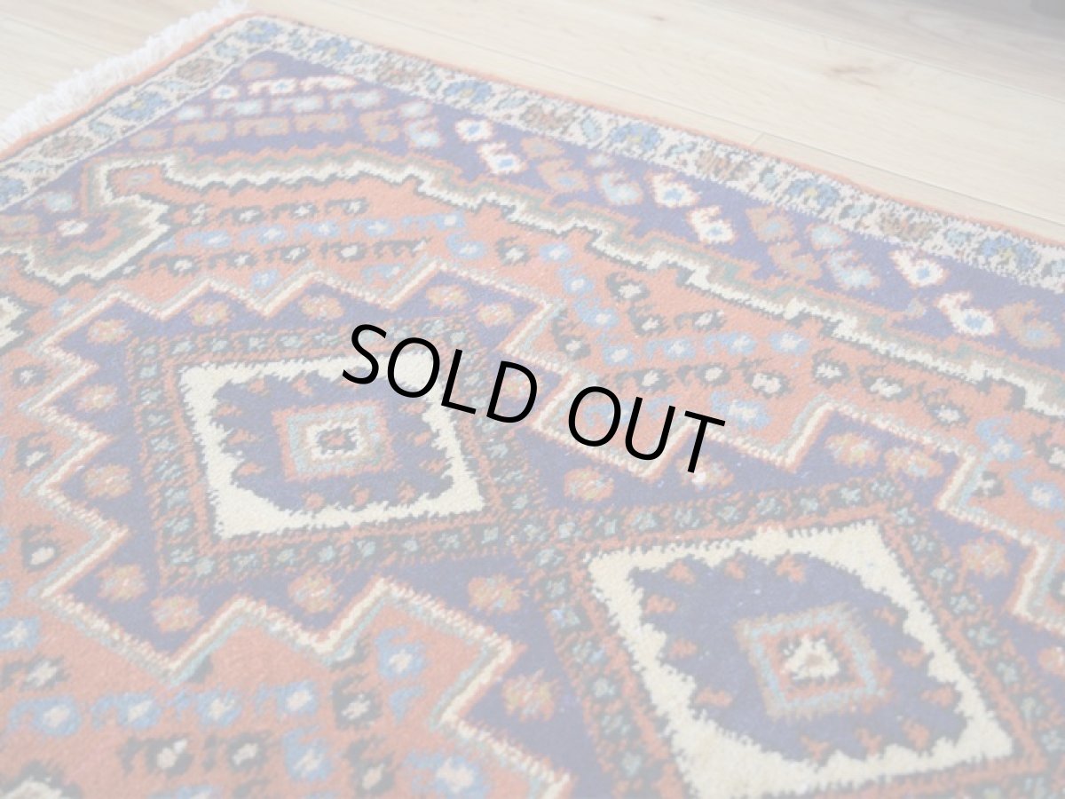 画像5: 良品 ペルシャ 部族絨毯 シールジャーン 玄関 マット サイズ 80 x 60 cm No.AD669 天然 肉厚 ウール 手織り ハンドメイド トライバル ラグ マット カーペット 生成り クリーム オレンジ ネイビー カラフル ボテ柄 幾何学模様 民族柄 b-ad669-080060h0719 (5)