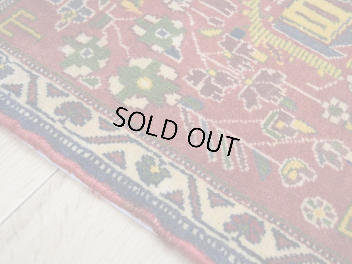 画像5: 【中古品】 ペルシャ 部族絨毯 シールジャーン 玄関 マット サイズ 87 x 52 cm No.AD675 天然 肉厚 ウール 手織り ハンドメイド トライバル ラグ マット カーペット 花瓶 カセクゼ模様 ヴィンテージ ビンテージ USED bc-ad675-087052h0719 (5)