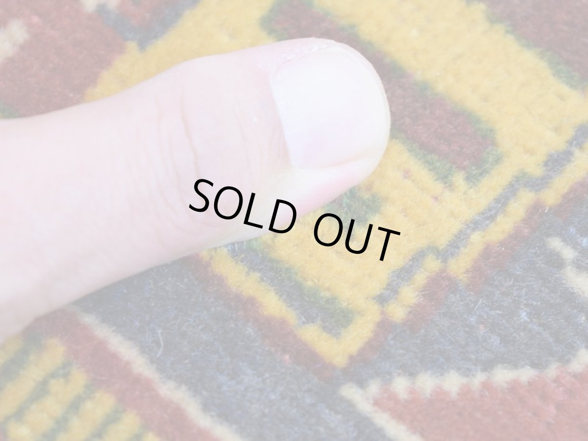 画像15: 【中古品】 ペルシャ 部族絨毯 シールジャーン 玄関 マット サイズ 87 x 52 cm No.AD675 天然 肉厚 ウール 手織り ハンドメイド トライバル ラグ マット カーペット 花瓶 カセクゼ模様 ヴィンテージ ビンテージ USED bc-ad675-087052h0719 (15)