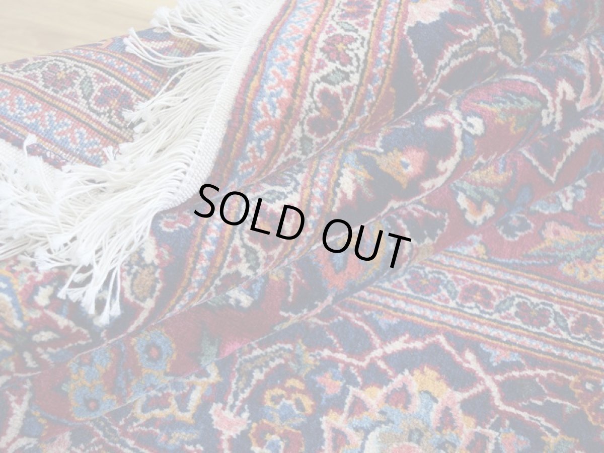 画像18: 良品 ペルシャ 絨毯 カシャーン 産 縦2.2m 横1.4m 3㎡ 〜3帖程度 リビング ダイニング 2-3人掛けソファ サイズ 215 x 138 cm No.2669 コルクウール 手織り ラグ 敷物 カーペット メダリオン 赤 ワインレッド  ab-2669-215138s396009 (18)