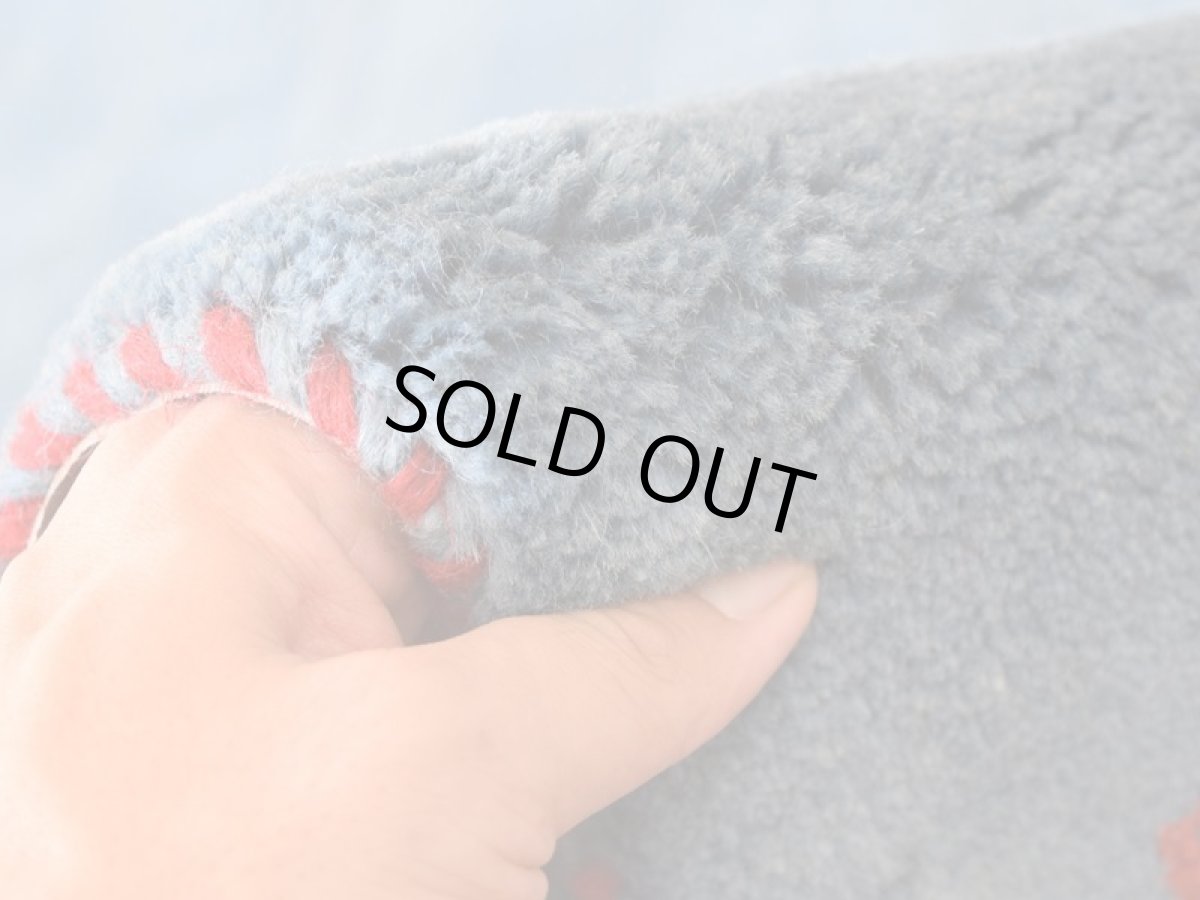 画像13: 新品 ペルシャ ギャッベ  No.1935 - 201 × 151 cm 縦2m 横1.5m 3㎡ 〜3帖 リビング ダイニング 2-3人掛けソファ サイズ 肉厚 天然 ウール ギャベ 手織り ハンドメイド ラグ 絨毯 カーペット リビングダイニングルームやベッドサイドに トランジ 動物柄 青 藍色 インディゴブルー n-1935-201151s003p (13)