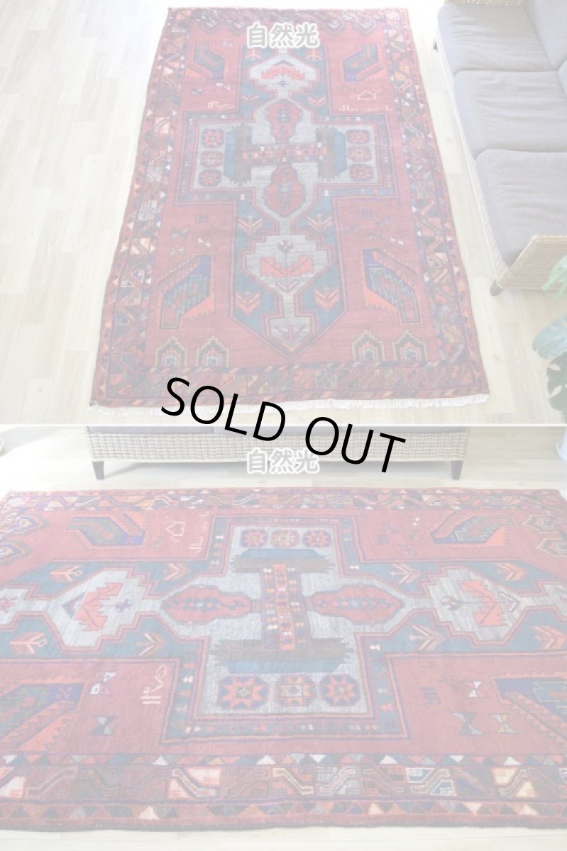 画像3: 良品 ペルシャ 部族絨毯  ロリ 縦2.6m 横1.7m 4.5㎡ 〜5帖 リビング ダイニング 2〜3人掛けソファ サイズ 263 x 169 cm No.P263 ウール 手織り ハンドメイド トライバル ラグ 部族絨毯 マット カーペット 幾何学模様 民族柄  グレージュ マルチカラー b-p263-260169h582p (3)