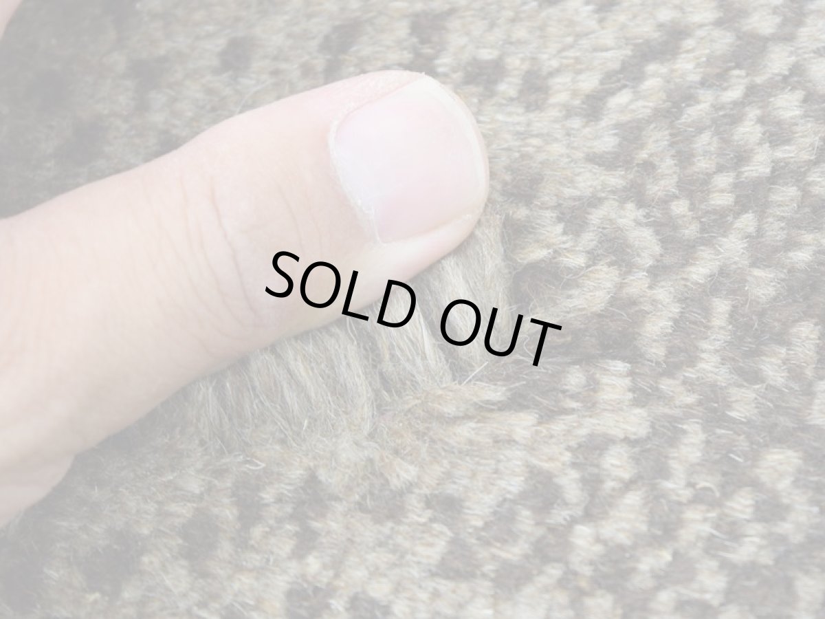 画像11: 新品 ペルシャ ギャッベ No.1446 - 243 × 199 cm 縦2.5m 横2m 〜5㎡ 〜4.5帖 リビング ダイニング 2-3人掛けソファサイズ 天然 肉厚 ウール ギャベ 手織り リーズバフト ハンドメイド ラグ 絨毯 カーペット ベージュ ブラウン グレー グラデーション ボーダー リビングダイニングルームやベッドサイドに n-1446-243199s092073 (11)