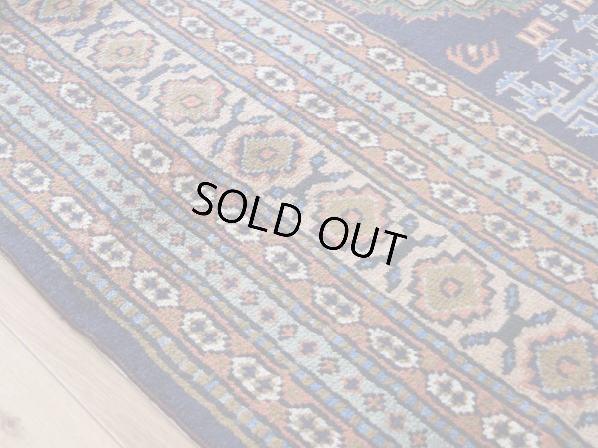 画像10: 良品 ペルシャ 部族絨毯 アルデビル No.1963 - 290 x 213 cm 縦3m 横2m 6㎡ 6帖 リビング ダイニング 3人掛けソファ サイズ ウール 手織り ハンドメイド トライバル ラグ マット カーペット ネイビー 幾何学模様 民族柄 ビンテージ ヴィンテージ b-1963-290213s032a003 (10)