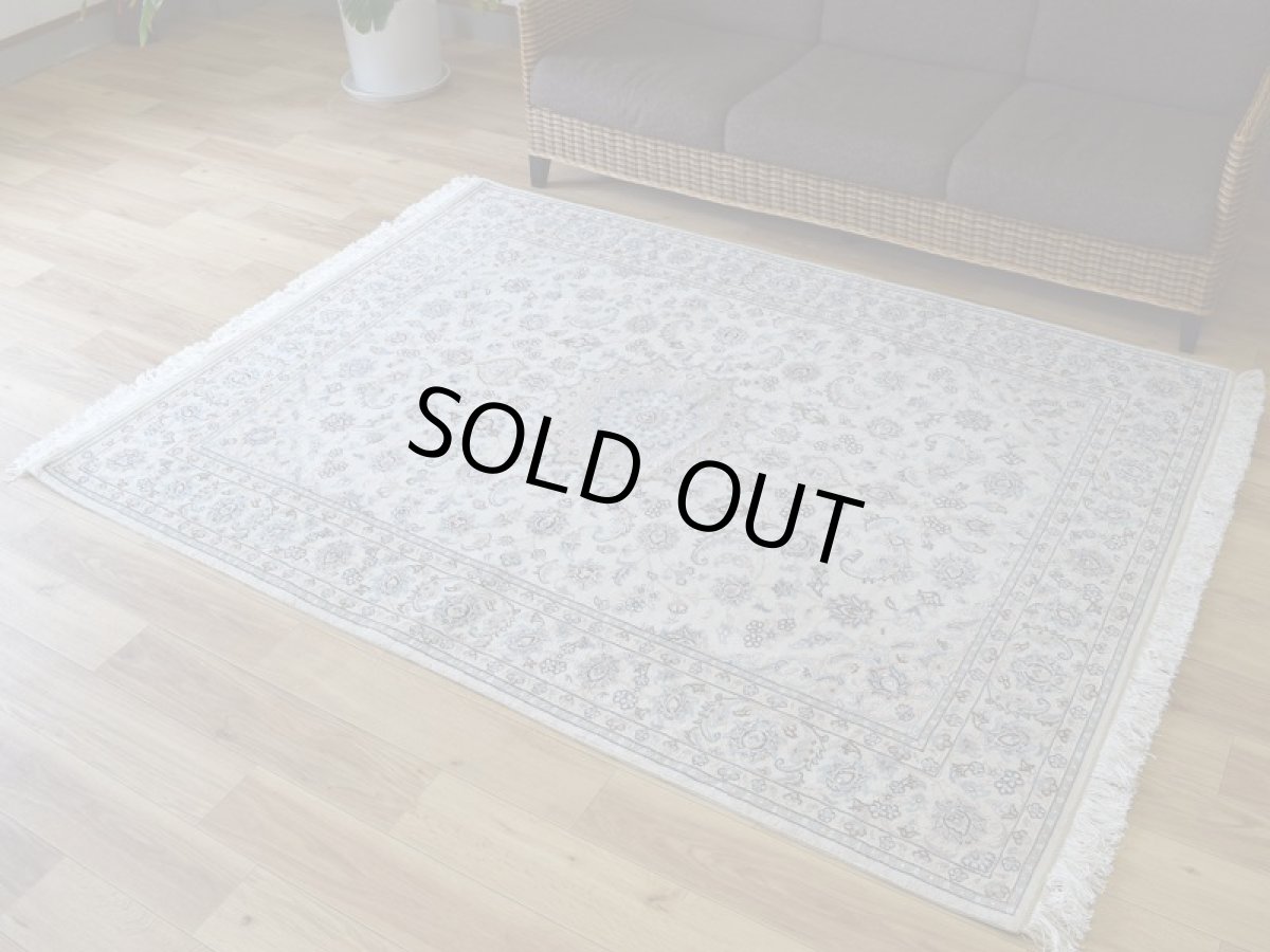 画像2: 新品 ペルシャ 絨毯 ナイン 産 9la ノーラー 200 x 149 cm No.2161 縦2.5m 横1.5m 3.8㎡ 〜4帖程度 リビング ダイニング 2-3人掛けソファ サイズ ウール 手織り ラグ 敷物 カーペット メダリオン 白 ホワイト 生成り アイボリー ベージュ n-2161-200149s6950a0280 (2)