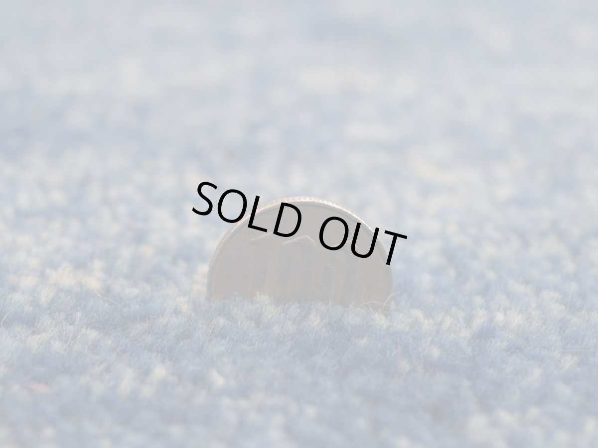 画像8: 新品 ペルシャ ギャッベ No.2504 - 40 × 41 cm 座布団 クッションサイズ ラグ チェアマット 肉厚 天然 ウール ギャベ 手織り ロルバフト ハンドメイド ラグ 絨毯 カーペット 無地 プレーン シンプルデザイン 青 ブルー 藍 インディゴブルー n-2504-040041s320a030 (8)