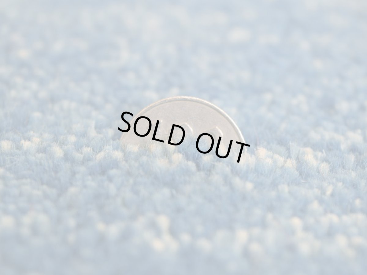 画像9: 新品 ペルシャ ギャッベ No.2522 - 43 × 41 cm 座布団 クッションサイズ ラグ チェアマット 肉厚 天然 ウール ギャベ 手織り ロルバフト ハンドメイド ラグ 絨毯 カーペット 無地 プレーン シンプルデザイン 赤 レッド 青 ブルー 藍 インディゴブルー n-2522-043041s320a030-0 (9)