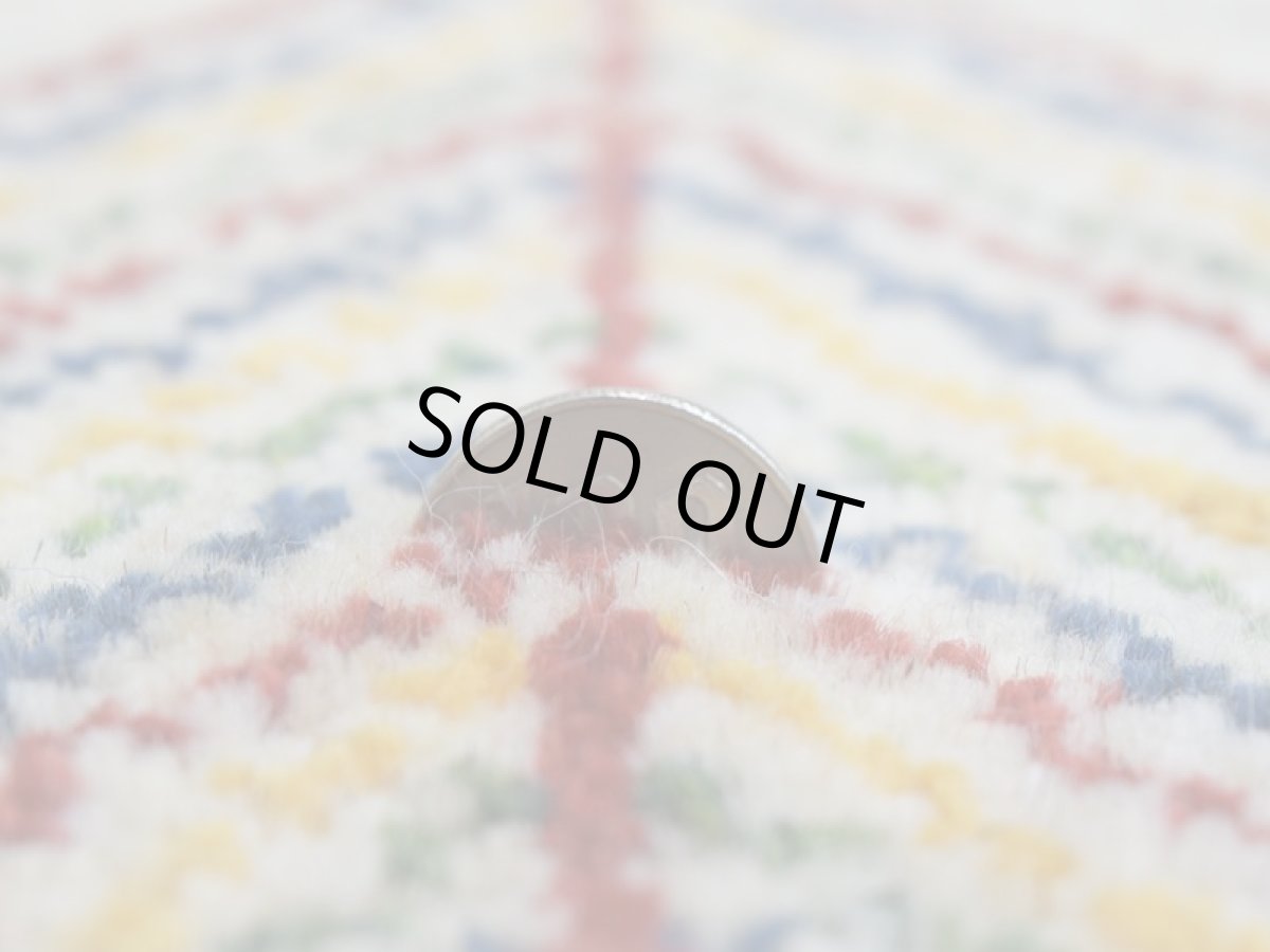 画像11: 新品 ペルシャ ギャッベ No.2535 - 43 × 42 cm 座布団 クッションサイズ ラグ チェアマット 肉厚 天然 ウール ギャベ 手織り ロルバフト ハンドメイド ラグ 絨毯 カーペット 生命の樹 動物 柄 生成り クリーム ベージュ 白 ホワイト系 原毛系 n-2535-043042s320a030 (11)