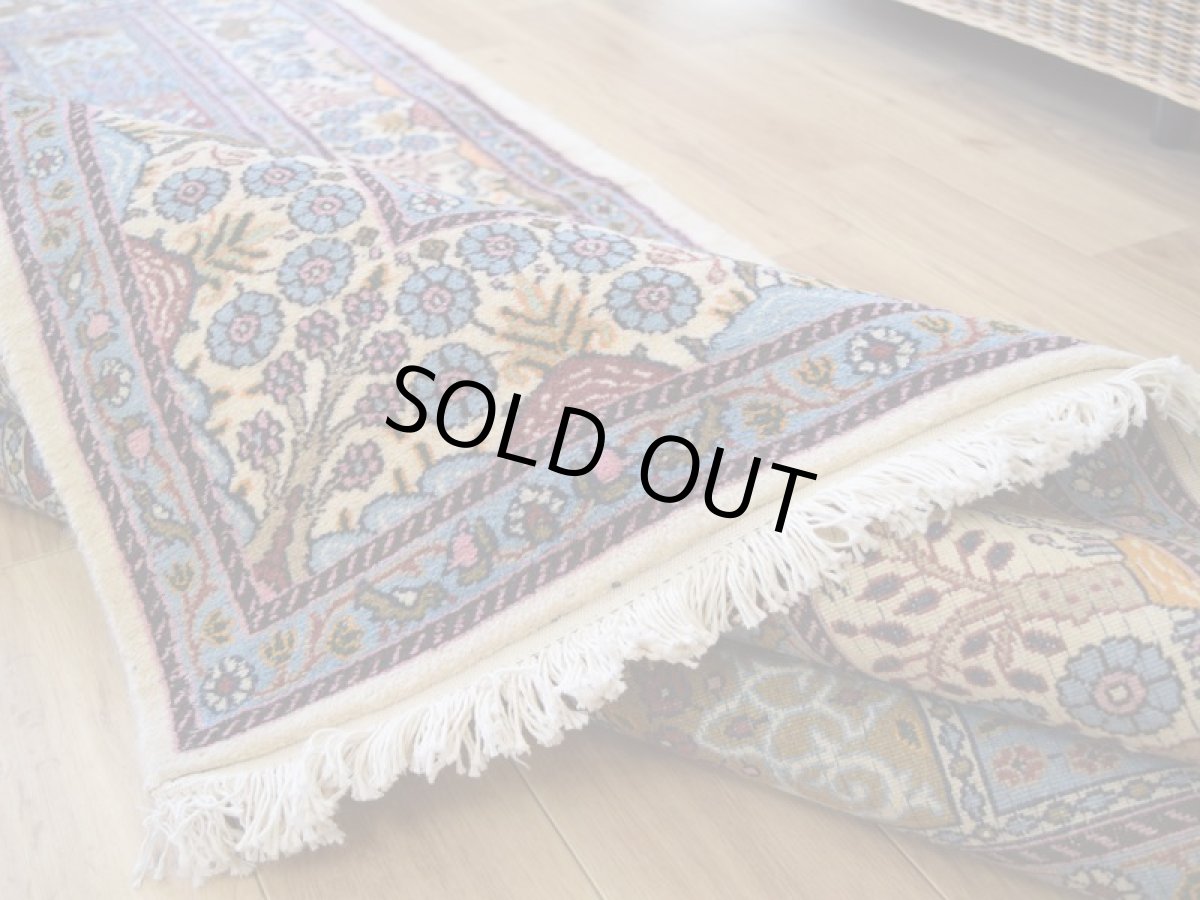 画像14: 美品 ペルシャ 絨毯 ムード 産  No.R359 230 x 150 cm 縦2.5m 横1.5m 3.5㎡ 3〜4帖程度 リビング ダイニング 2-3人掛けソファ サイズ ウール シルク 手織り ラグ 敷物 カーペット パネルデザイン ヘシティ柄 白 ホワイト 生成り アイボリー ベージュ a-r359-230150h052a033 (14)